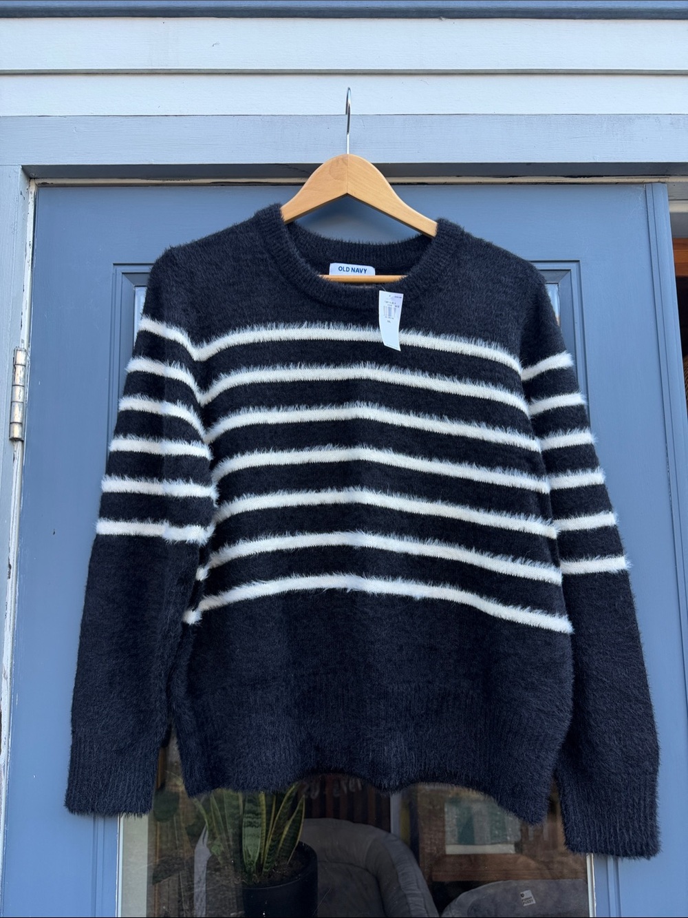Old Navy Women's Black & White Fuzzy Striped Crewneck Sweater